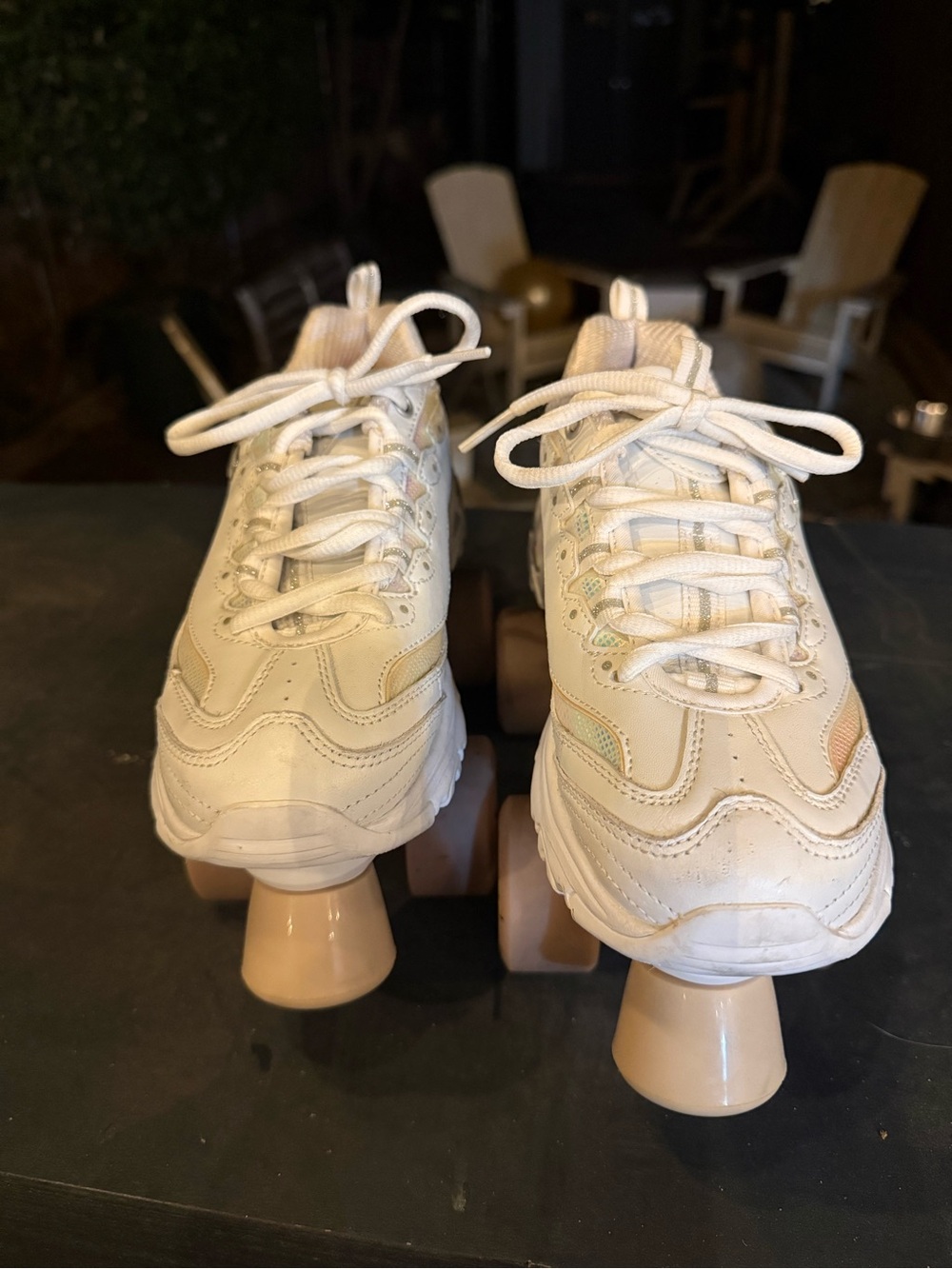 Skechers D'Lites White Quad Roller Skates Memory Foam Women’s Size 6